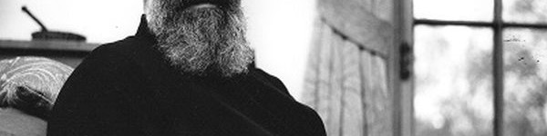 Помощник узникам на пути к вере
